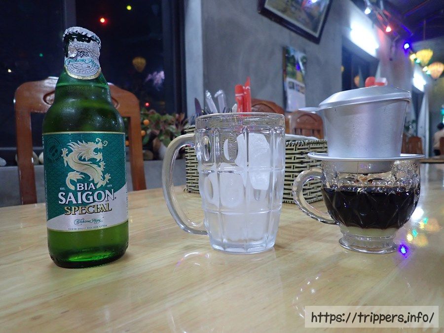 サイゴンビールとベトナムコーヒー